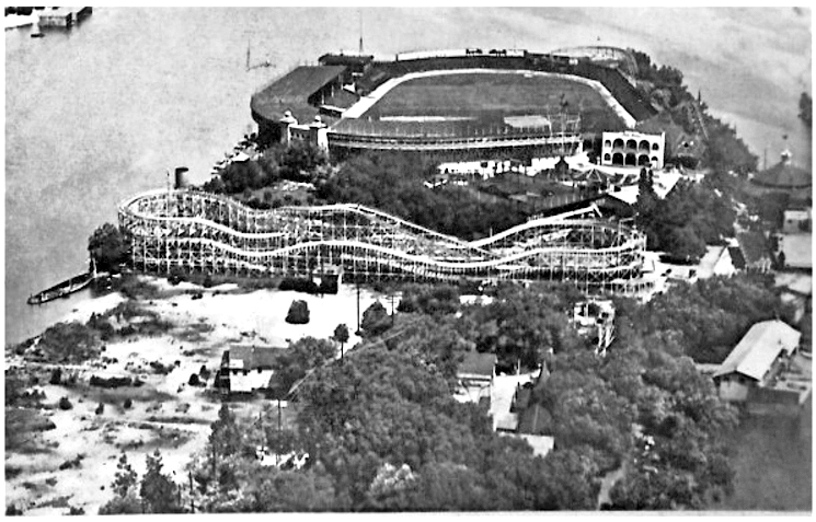 Hanlan's Point amusement park c.1915.jpg