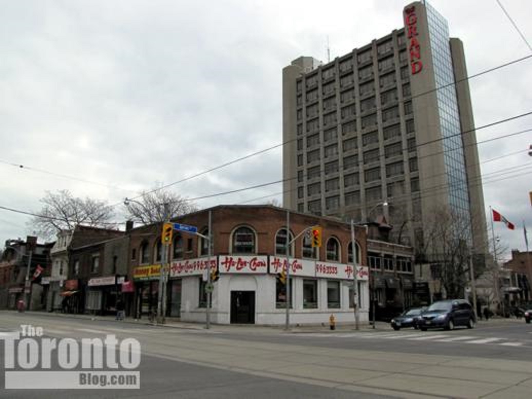 Ho-Lee-Chow-and-Grand-Hotel-.jpg