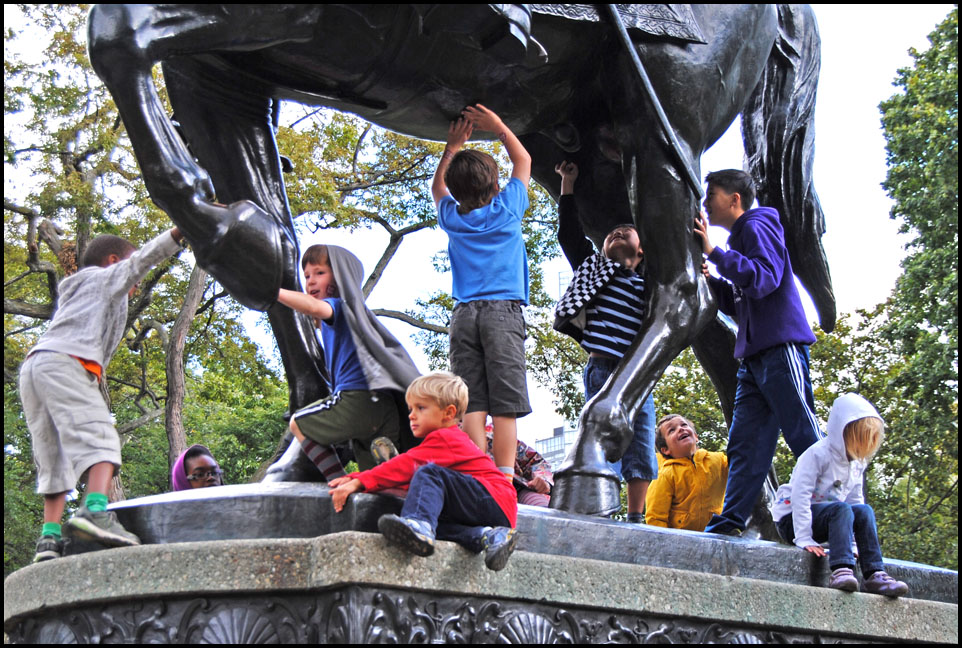 horse-play Queen's Park 2012.jpg