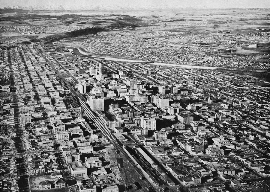 Old photos of Calgary SkyriseCities