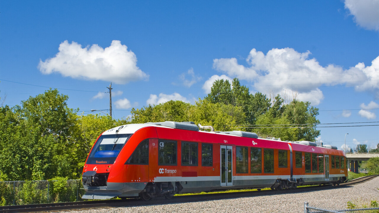 J95729_OnOCTotrain_20160815-113119.58_Bayview.jpg