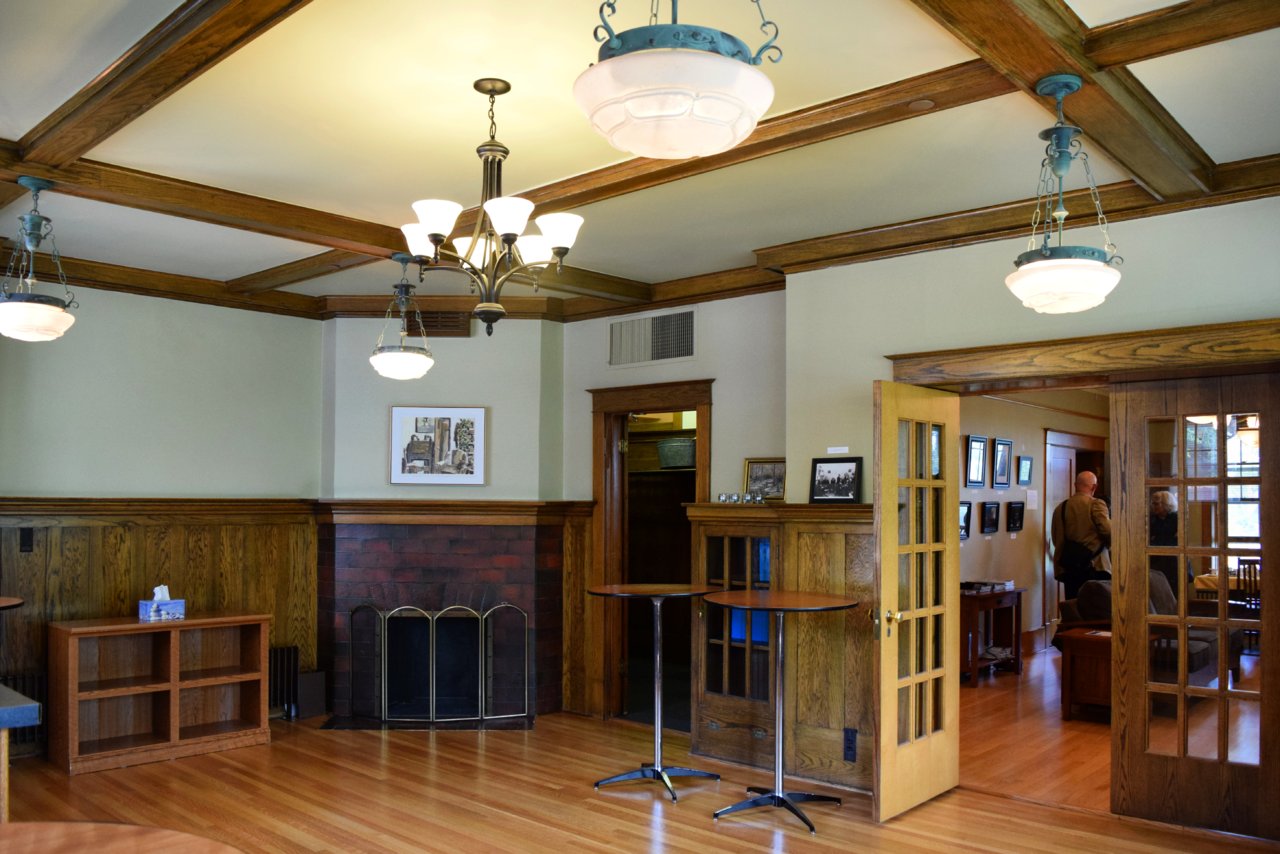John C. McDougall Mansion (Hilltop House) Parlour.jpg