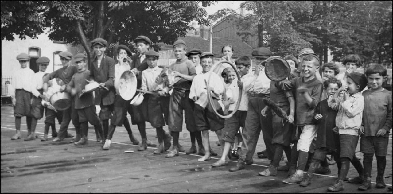 LADS OF %22THE WARD%22-CANADIANS ALL, OF MANY NATIONALITIES-IN IMPROMPTU PARADE TO HEAD-SPLITT...jpg