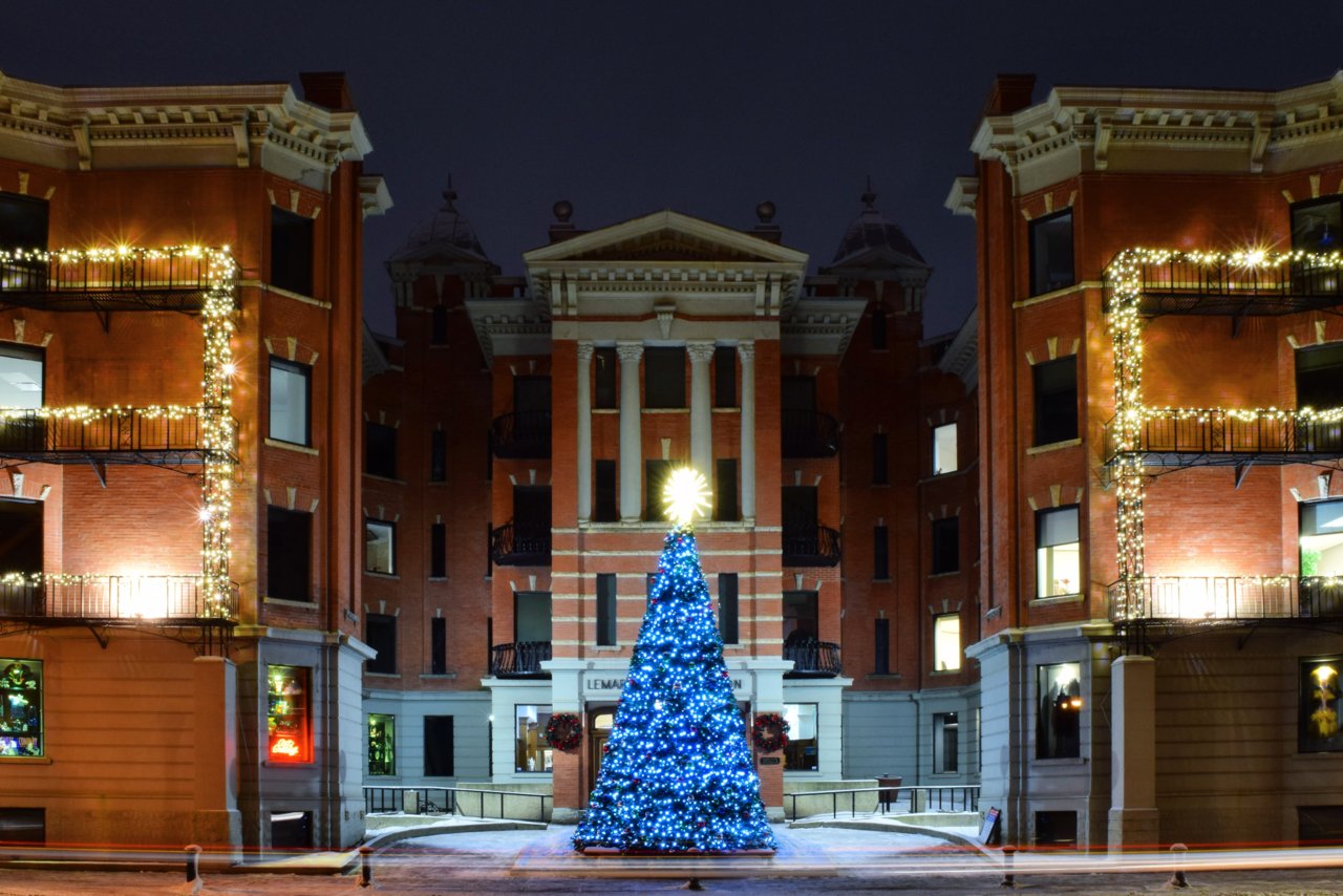 LeMarchand Mansion (Night).jpg