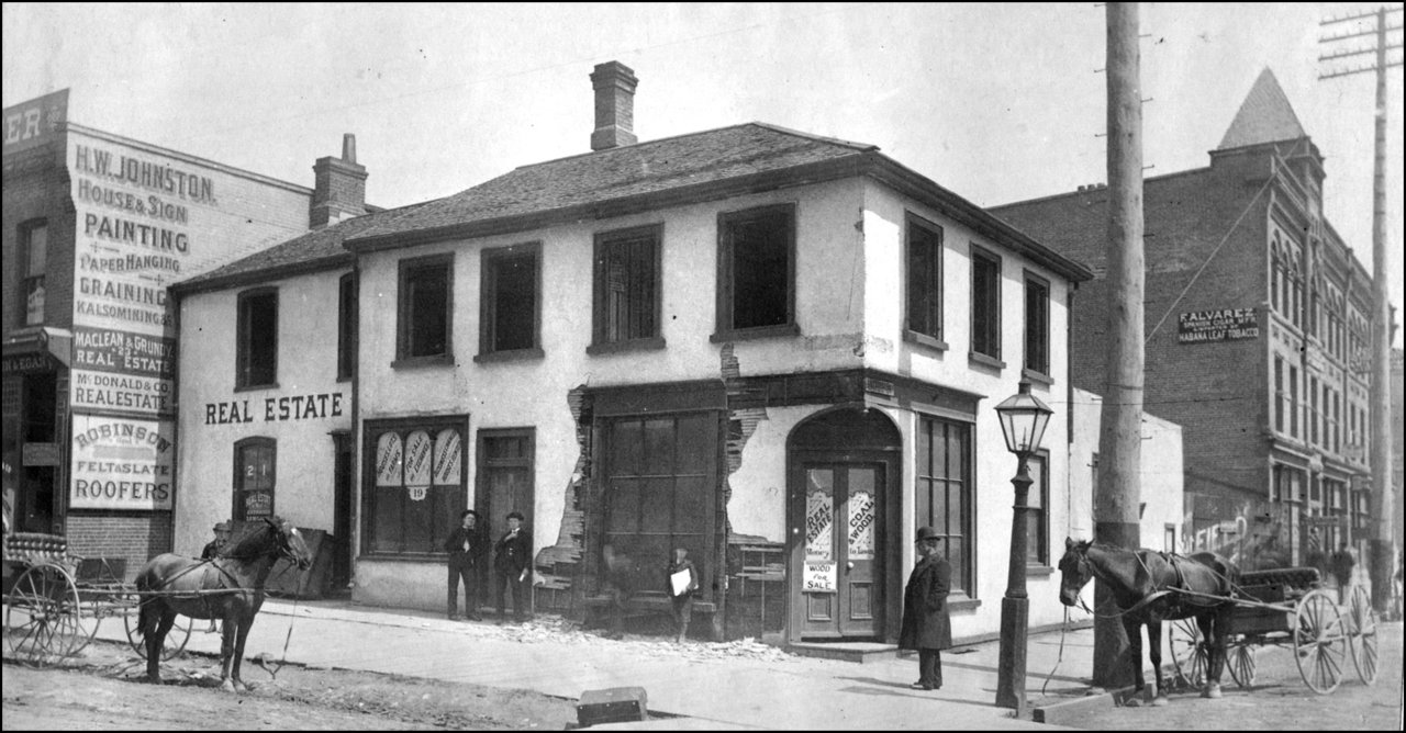 Londonderry Inn, Victoria St., north east corner Lombard St. 1890   TPL.jpg