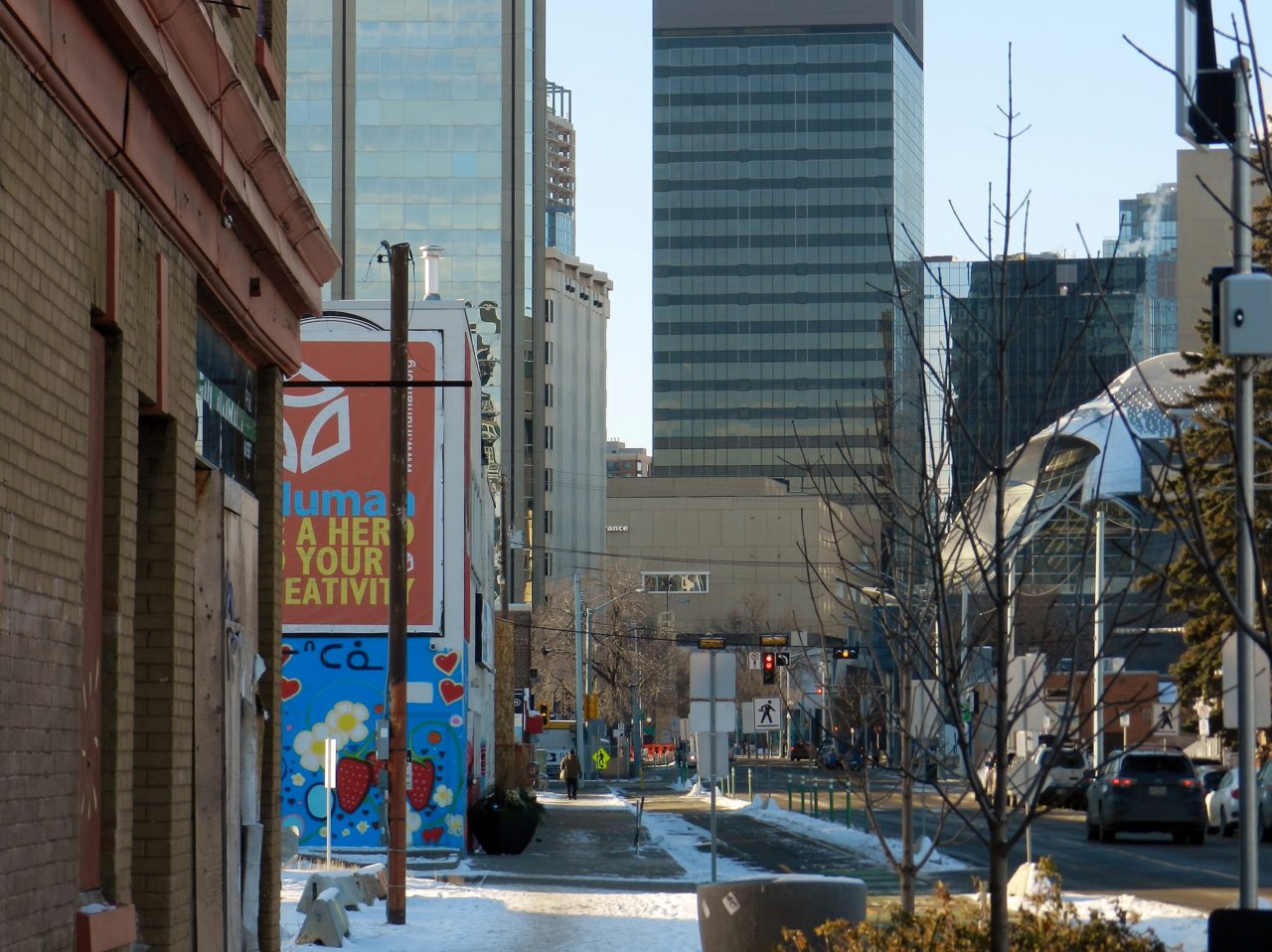 LRT 98ave Bridge, Quarters, 95 Ave open 2019-12-01 029.JPG