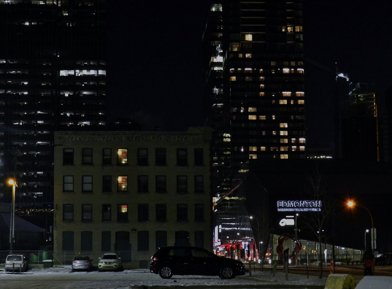 Metis Forum and Night city looking South 2019-11-30 047.JPG