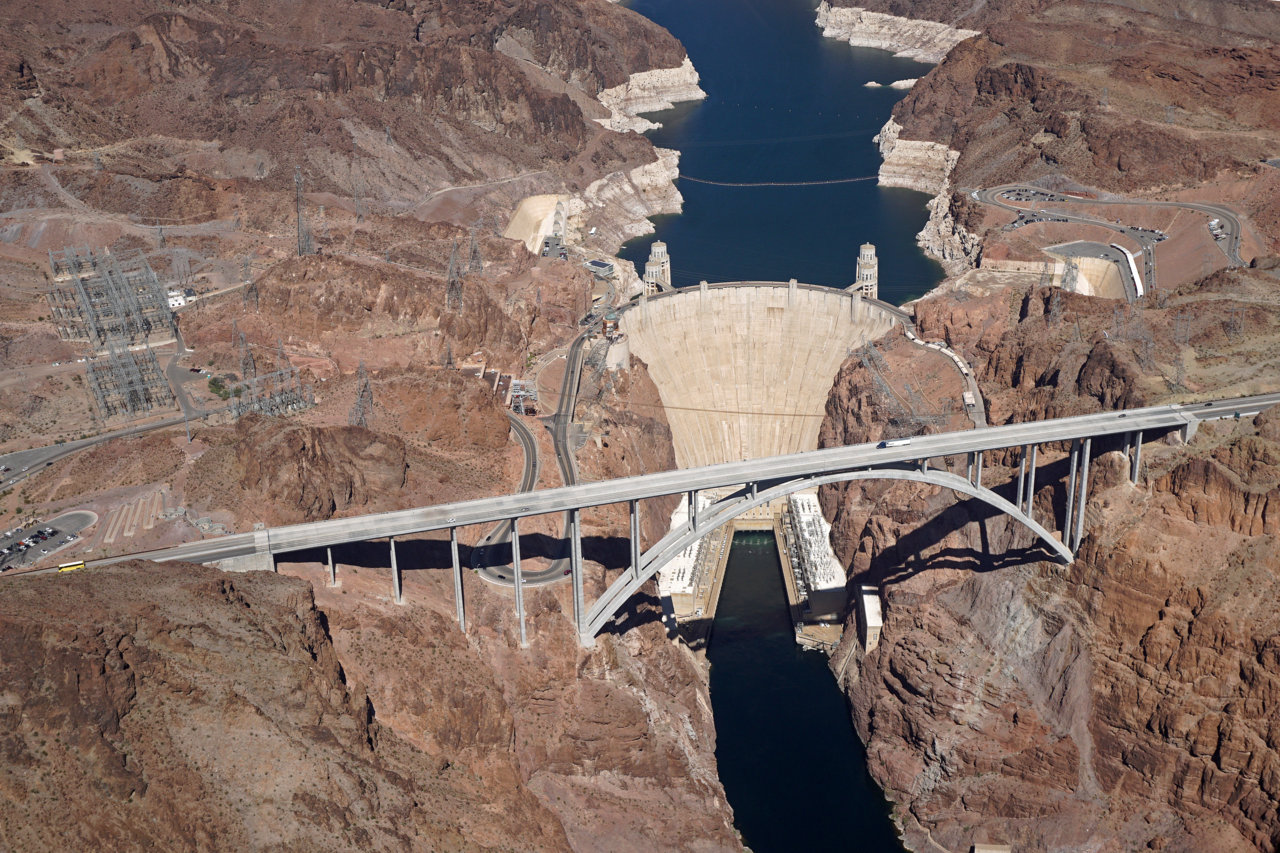 Mike_O'Callaghan–Pat_Tillman_Memorial_Bridge_09_2017_4768.jpg