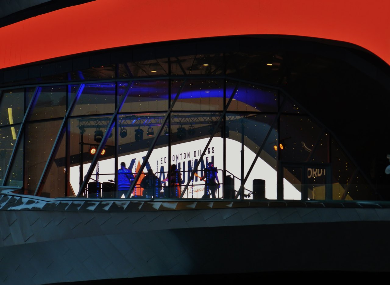 Night at Rogers Place 2019-12-21 020.JPG