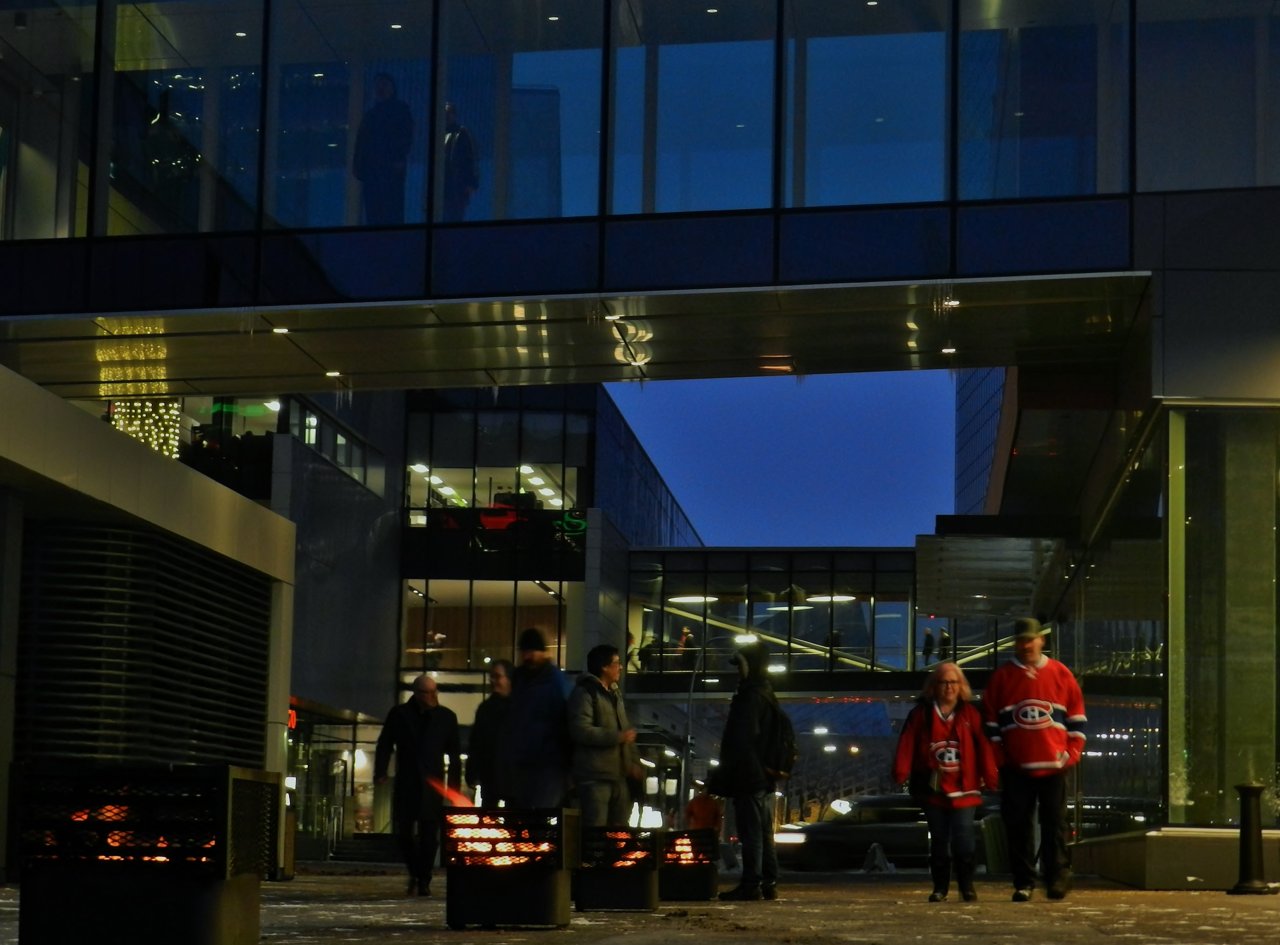 Night at Rogers Place 2019-12-21 101.JPG
