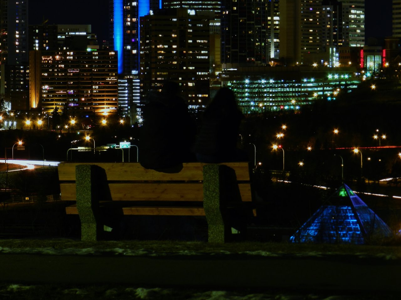 Night LRT & Strathern Dr. 2019-11-23 071.JPG
