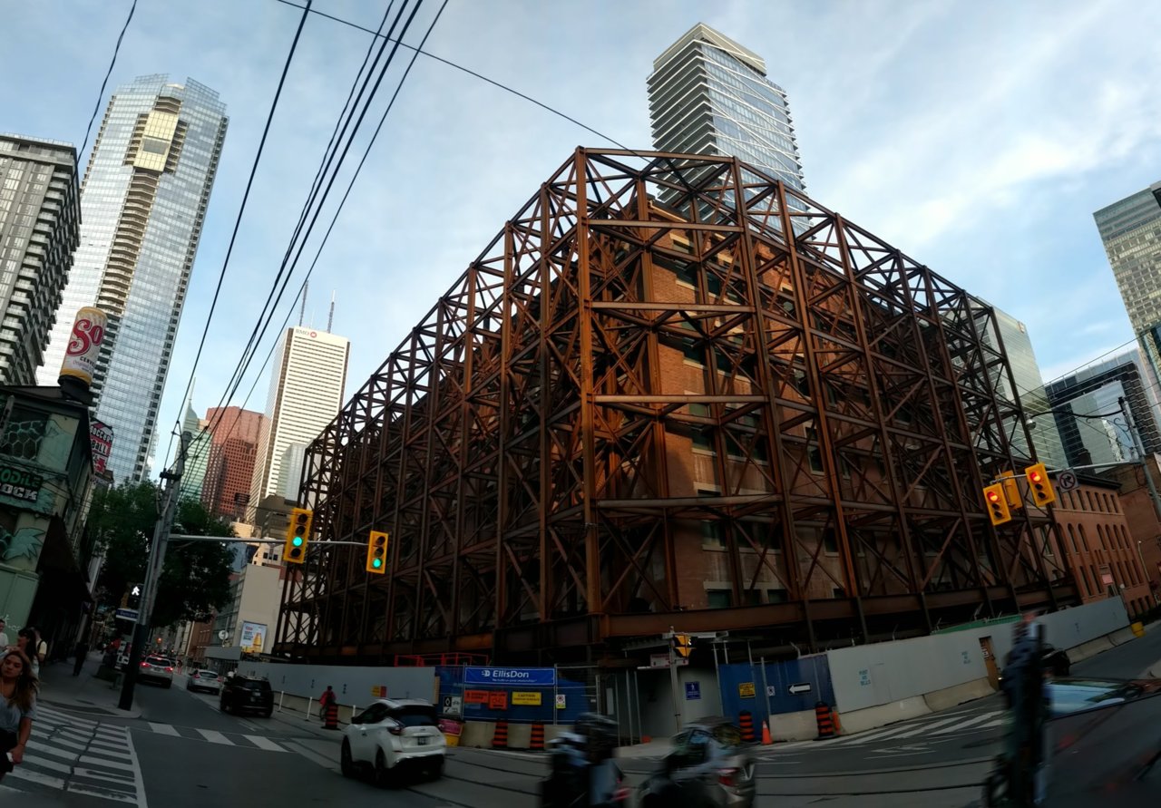 PANO_20190820_192707.vr.jpg