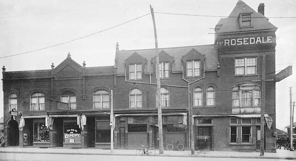 photo-toronto-yonge-street-at-shaftsbury-ave-rosedale-hotel-chinese-laundry-1914.jpg