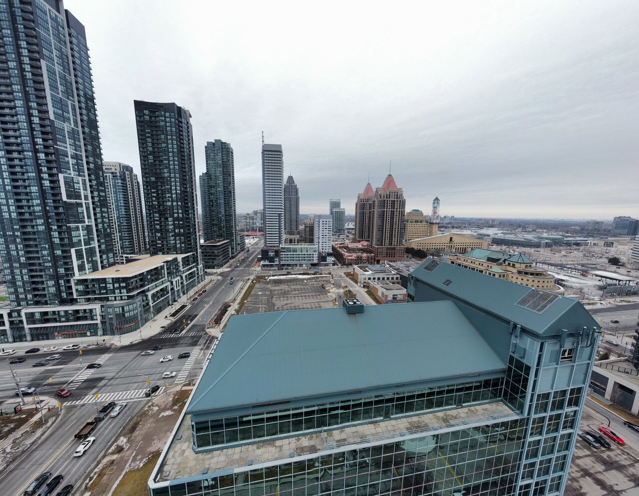 Photo_6881297_DJI_17_pano_14669690_0_2021228122340_photo_pano.jpg
