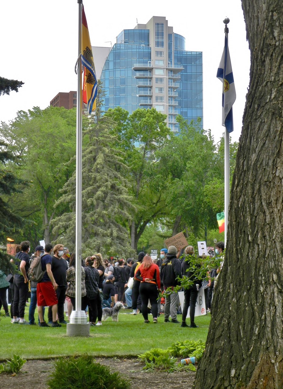 Protest at the Legislater, 90% of people wearing face masks 2020-06-05 371.JPG