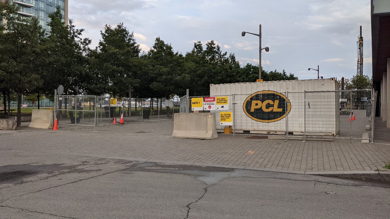 PXL_20210826_231944120.jpg