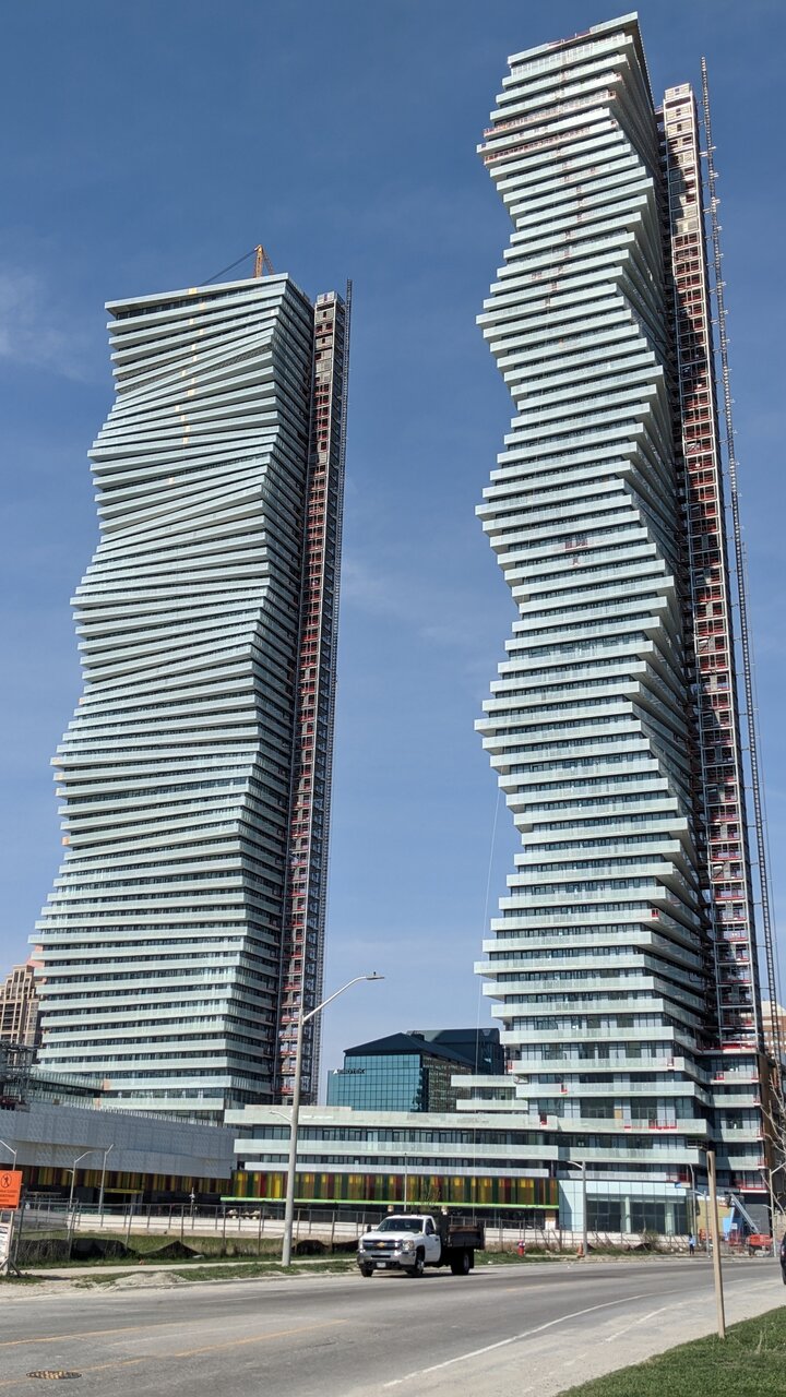 PXL_20230416_192456310.jpg