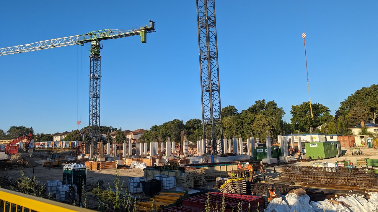PXL_20230915_115956375.jpg