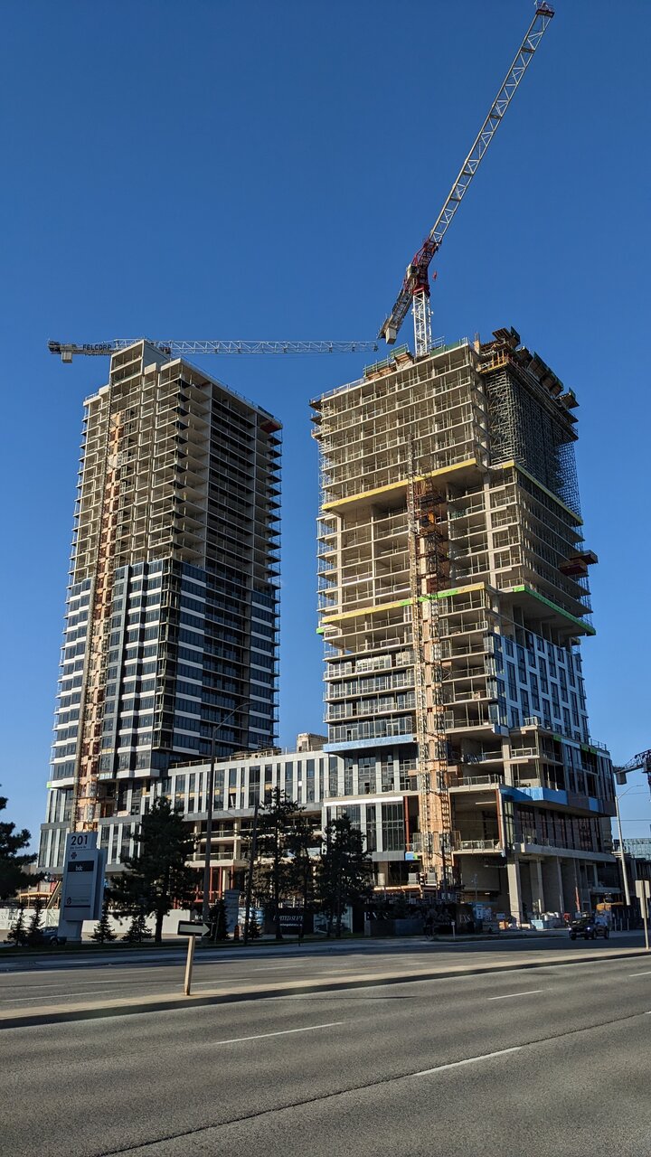 PXL_20230919_213731404.jpg