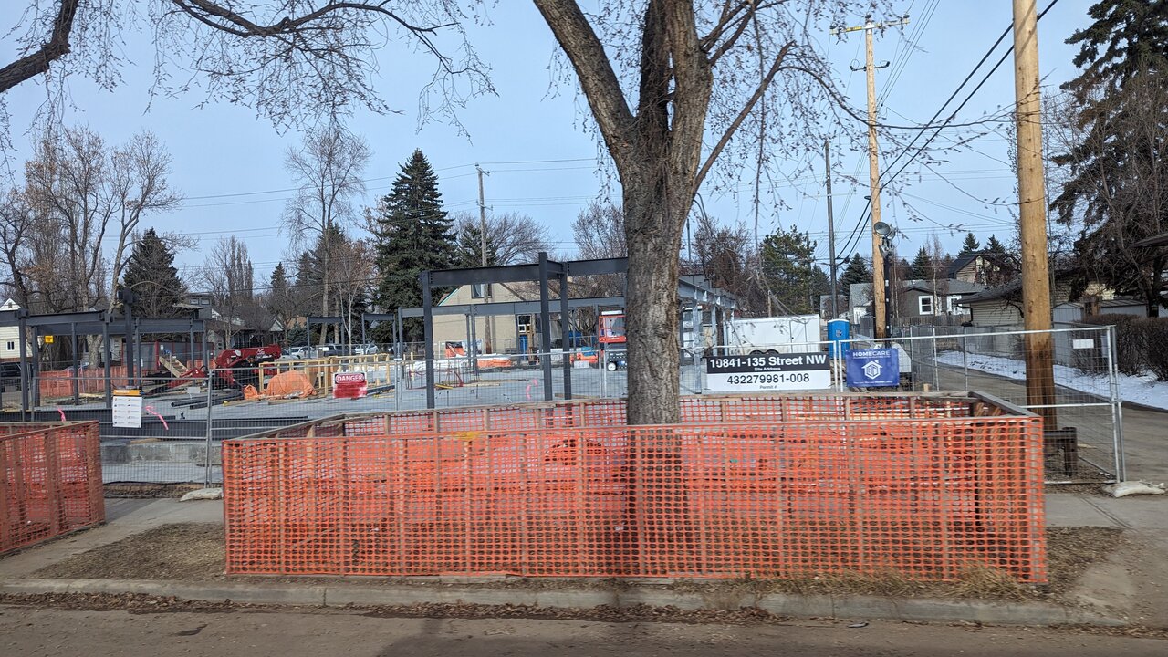 PXL_20240418_234325613 - Copy.jpg