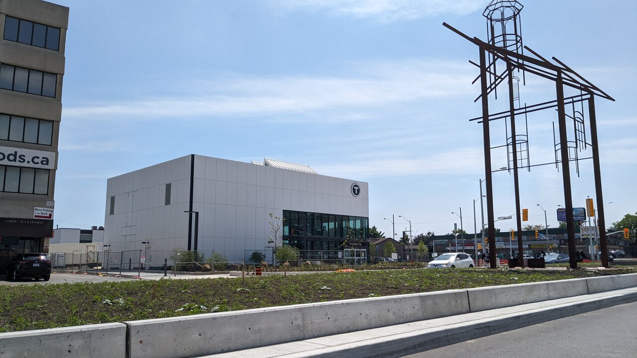 New Finch West Station Access (looking SW from Finch Ave)
