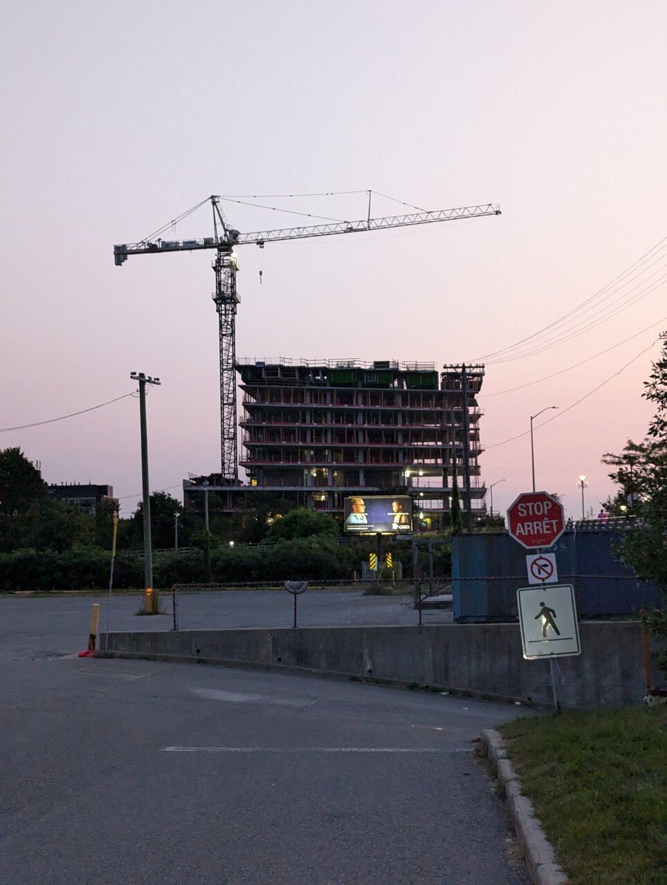 PXL_20240912_233527117.jpg