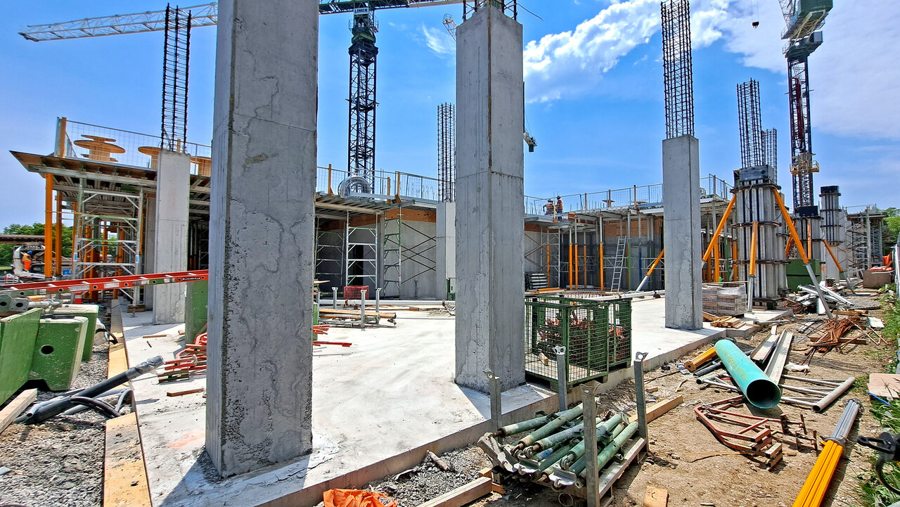qa-069.jpg