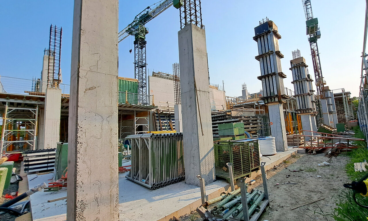 qa-077.jpg
