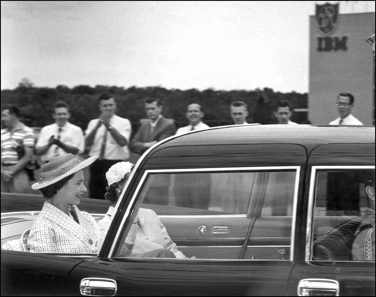 Queen on Eglinton 1959.jpg