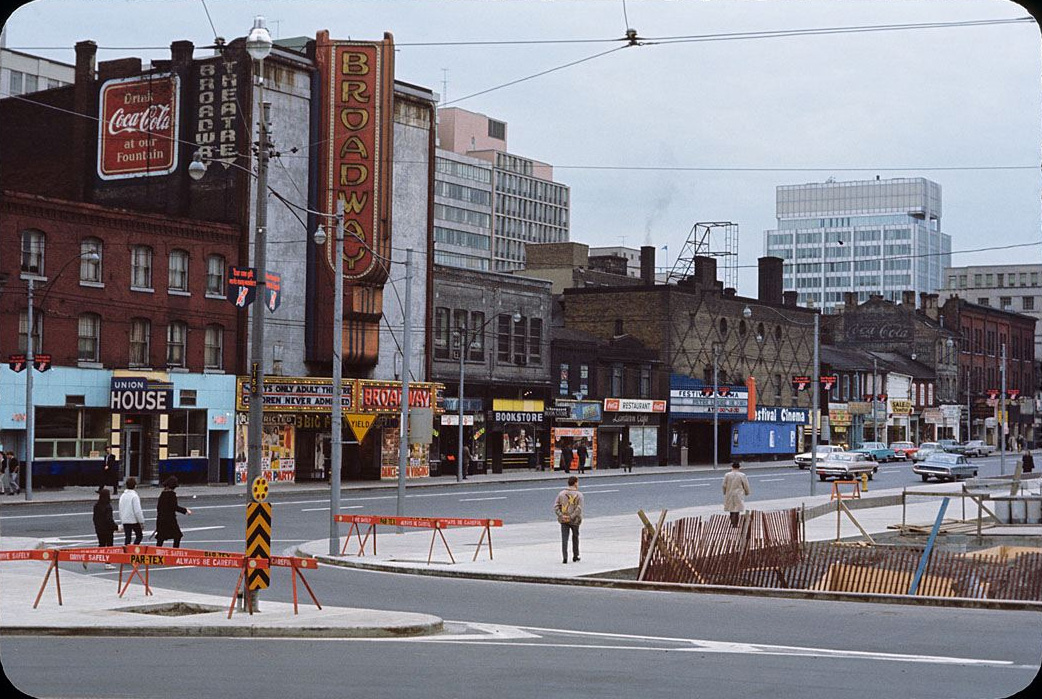 Queen_Street_West_and_Broadway_Theatre.jpg
