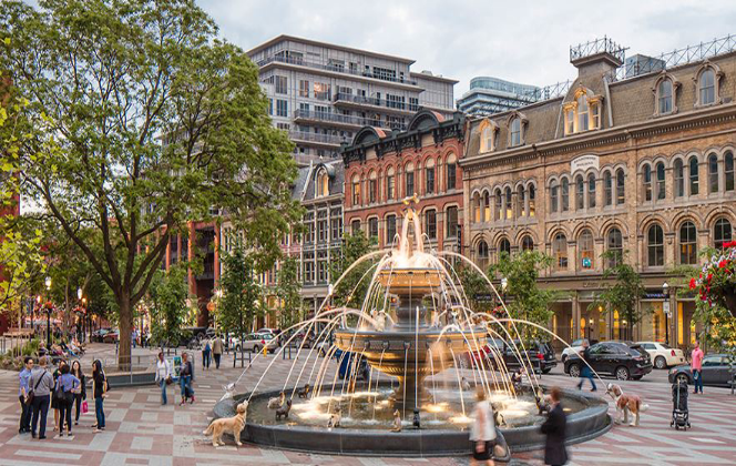 Screenshot_2018-08-09 Berczy Park.png