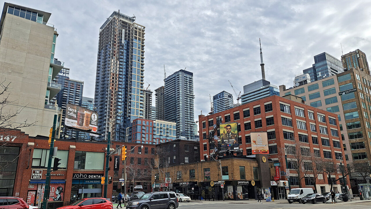 spadina-rich-02.jpg