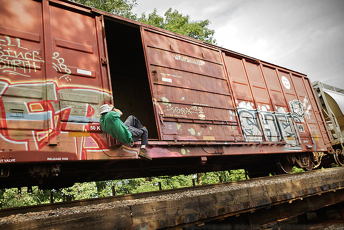 SPORTING_Art_Evergreen-Catching-out_t670.png