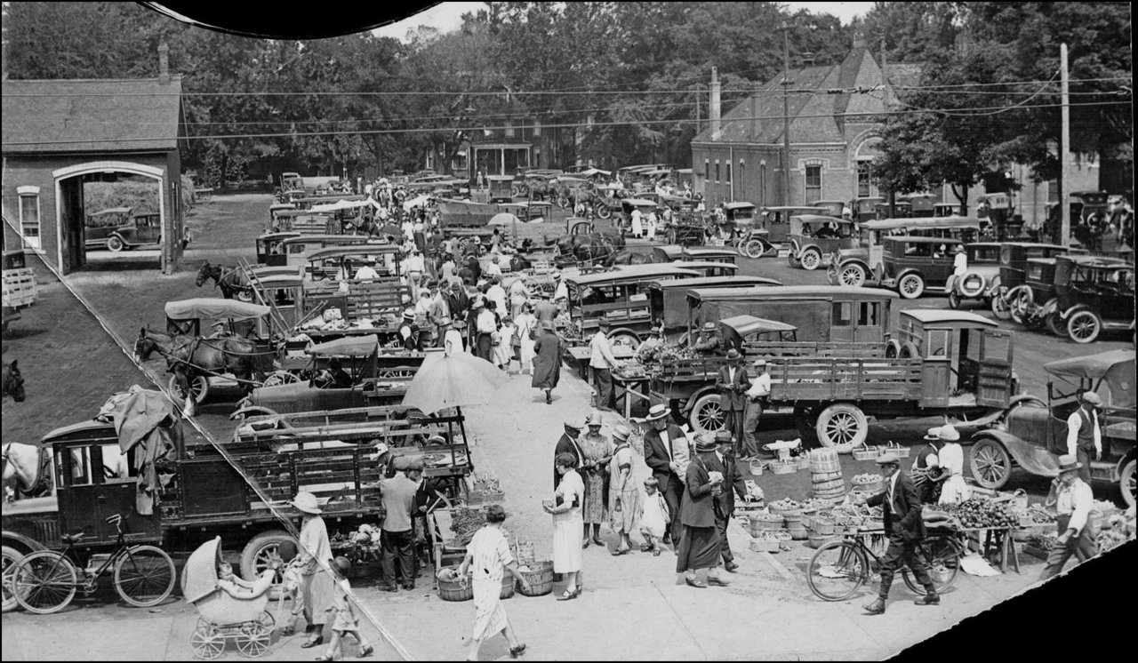 St. Catharines market 1926 TPL.jpg