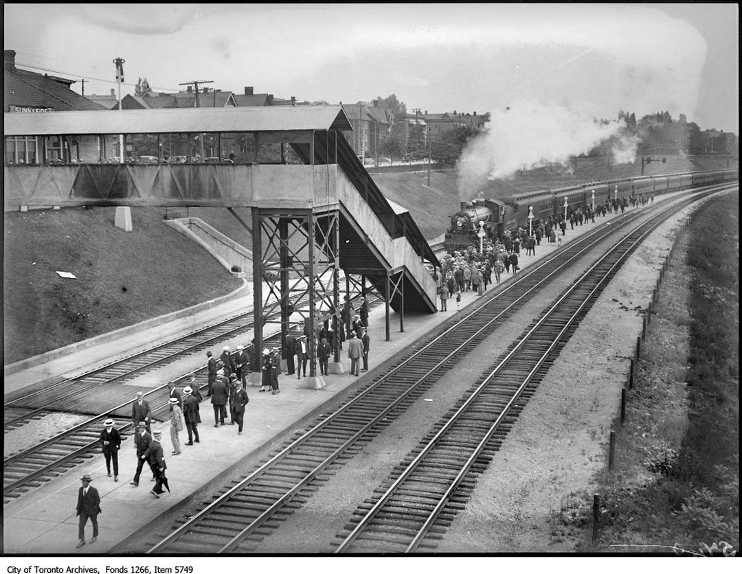 Sunnyside Station 1925.jpg