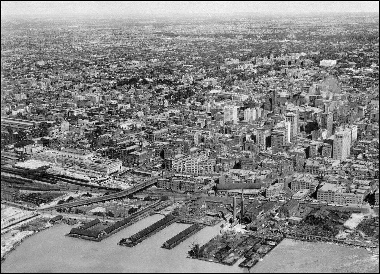 Toronto aerial 1925 TPL.jpg