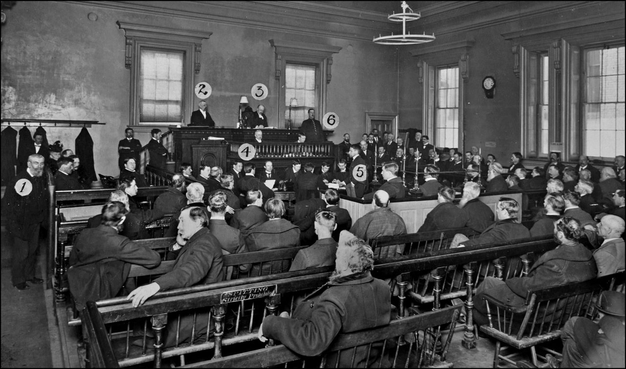 Toronto court room 1899 TPl.jpg
