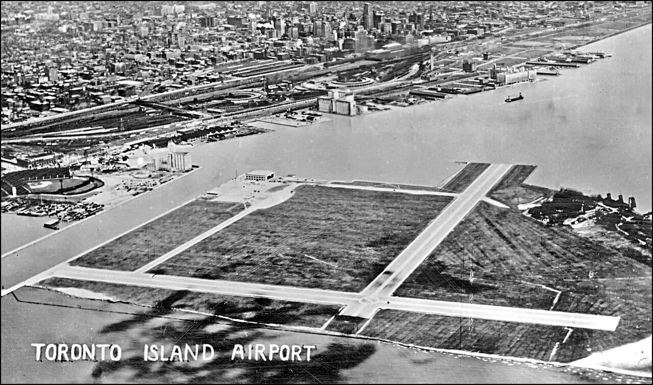 Toronto Island Airport, Maple Leaf Stadium, Harbourfront area 1940  TPL.jpg