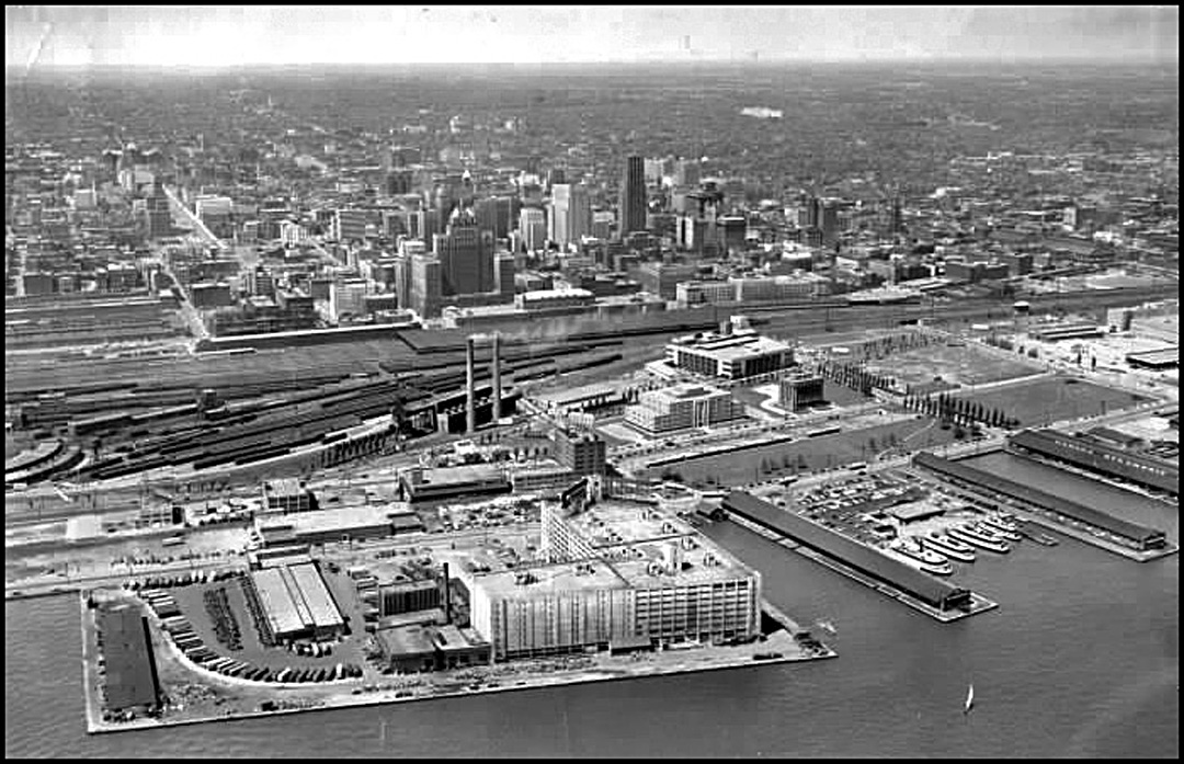 Toronto waterfront 1954.jpg