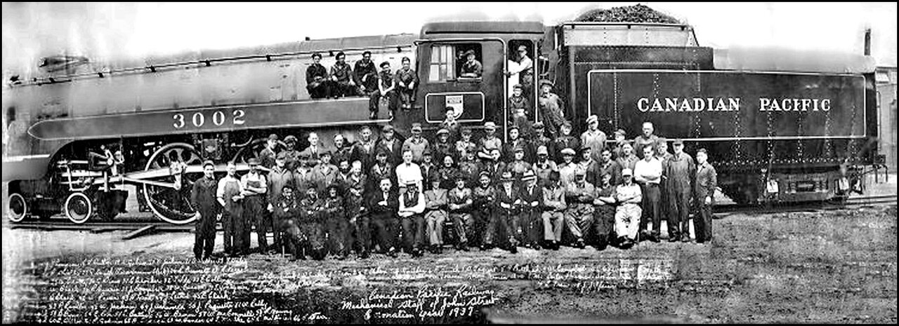 TRM-group at locamotive 1930.jpg
