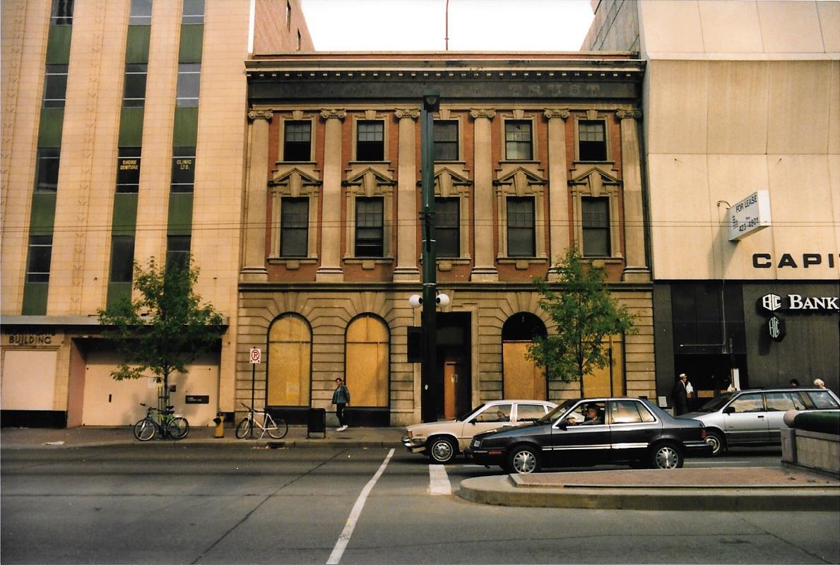 Union Bank Inn before.jpg