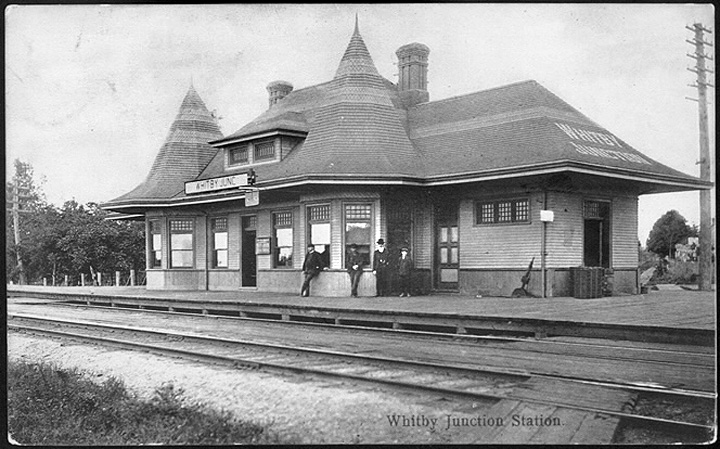 Whitby Station 1910 TPL.jpg