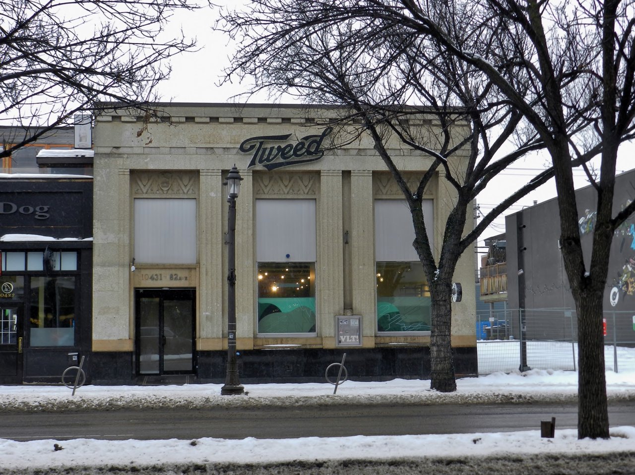 Whyte Ave Snow Day 2020-02-11 001.JPG