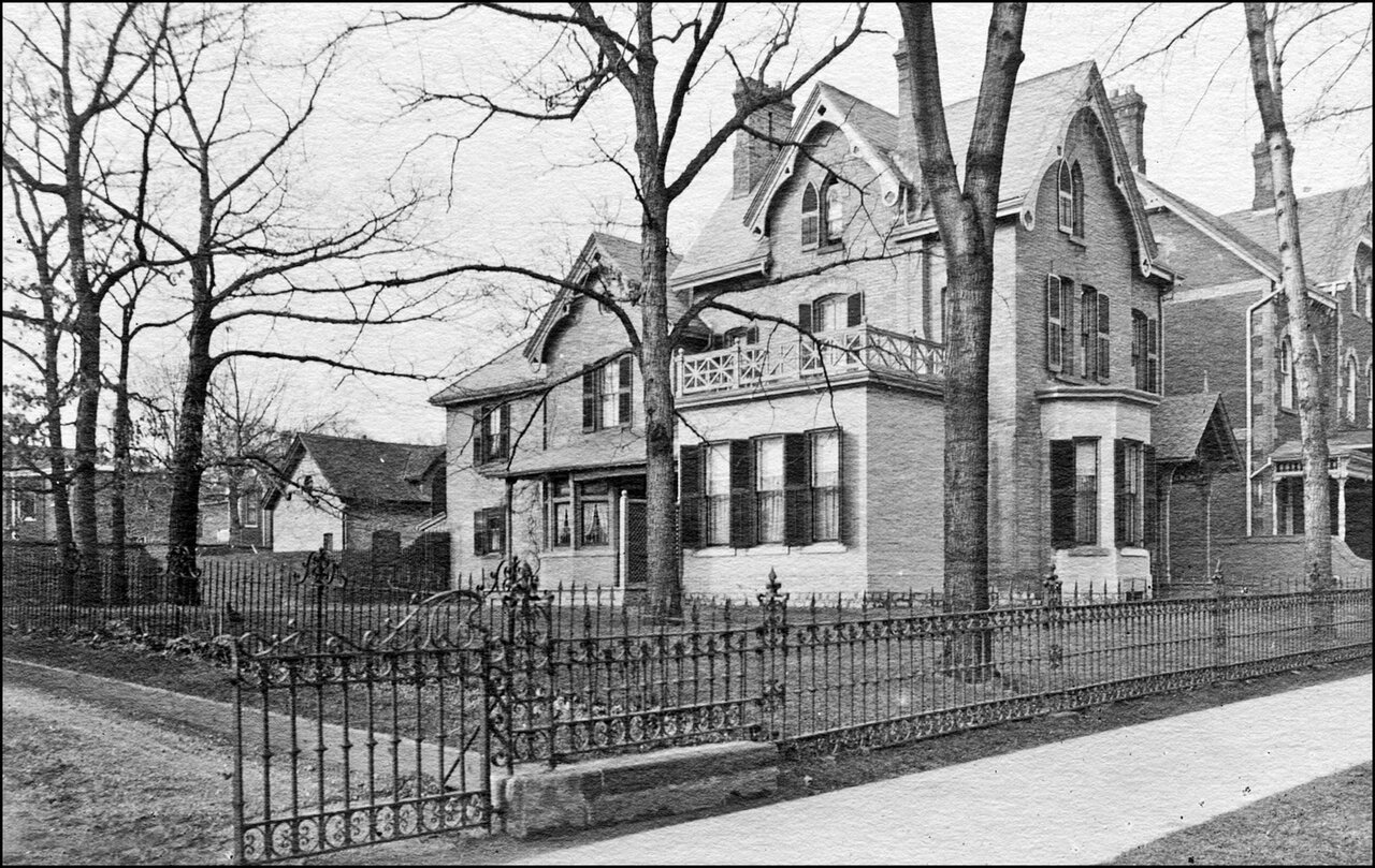 Wilkie, Daniel R., house, 432 Sherbourne St., w. side, between Carlton & Wellesley Sts. 1908  ...jpg