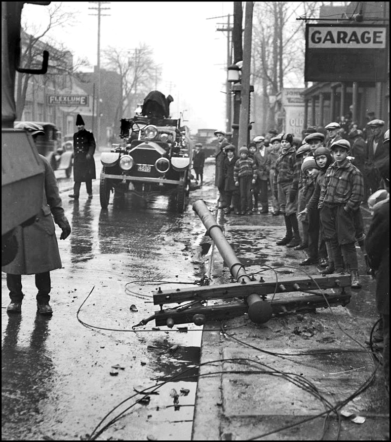 Wreck of fire truck, car, pole, Queen and Pape 1929  TPL.jpg