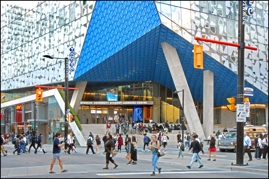 Yonge-Gould N:E corner 2016.jpg