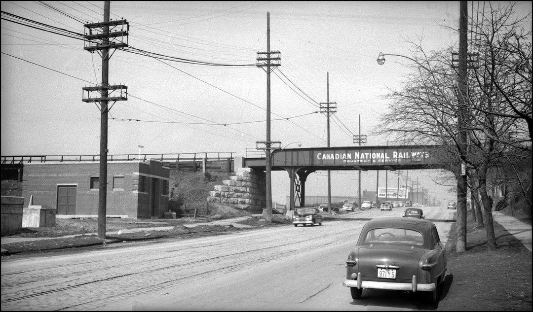 Yonge S. of Merton 1952.jpg