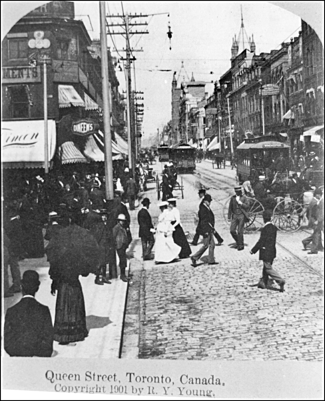 Yonge St., Toronto 1901 by R.Y.Young - Library of Congress.jpg