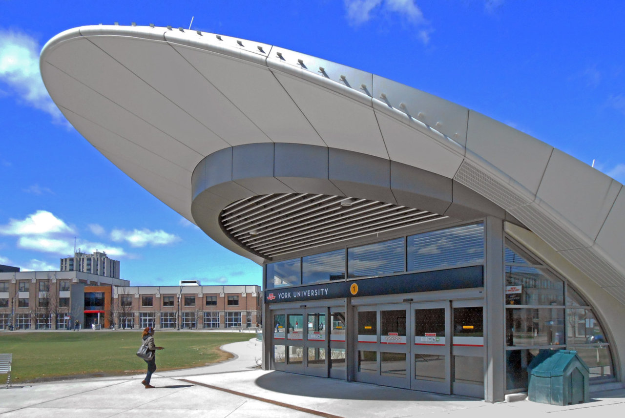 York U. subway station 2.jpg