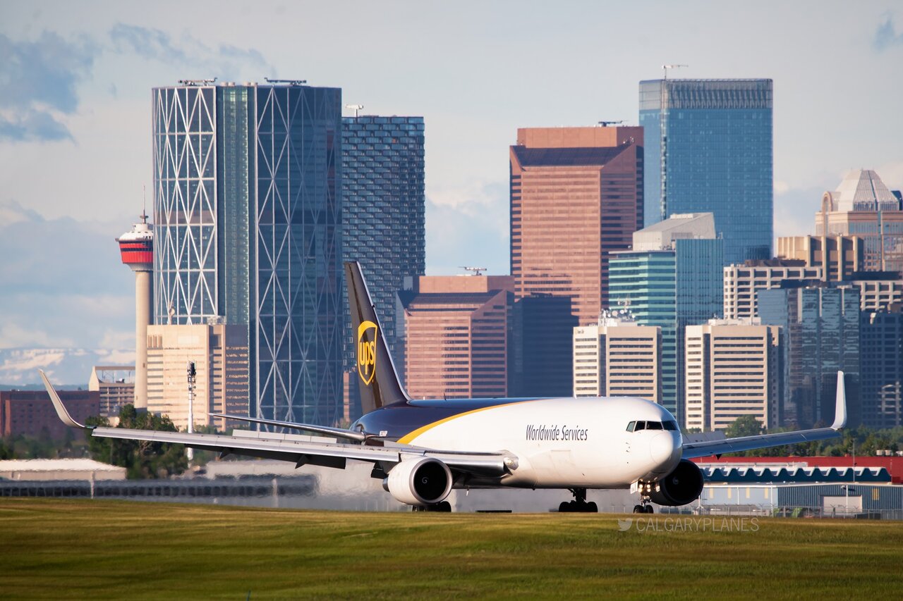 YYC220610-3fb.jpg